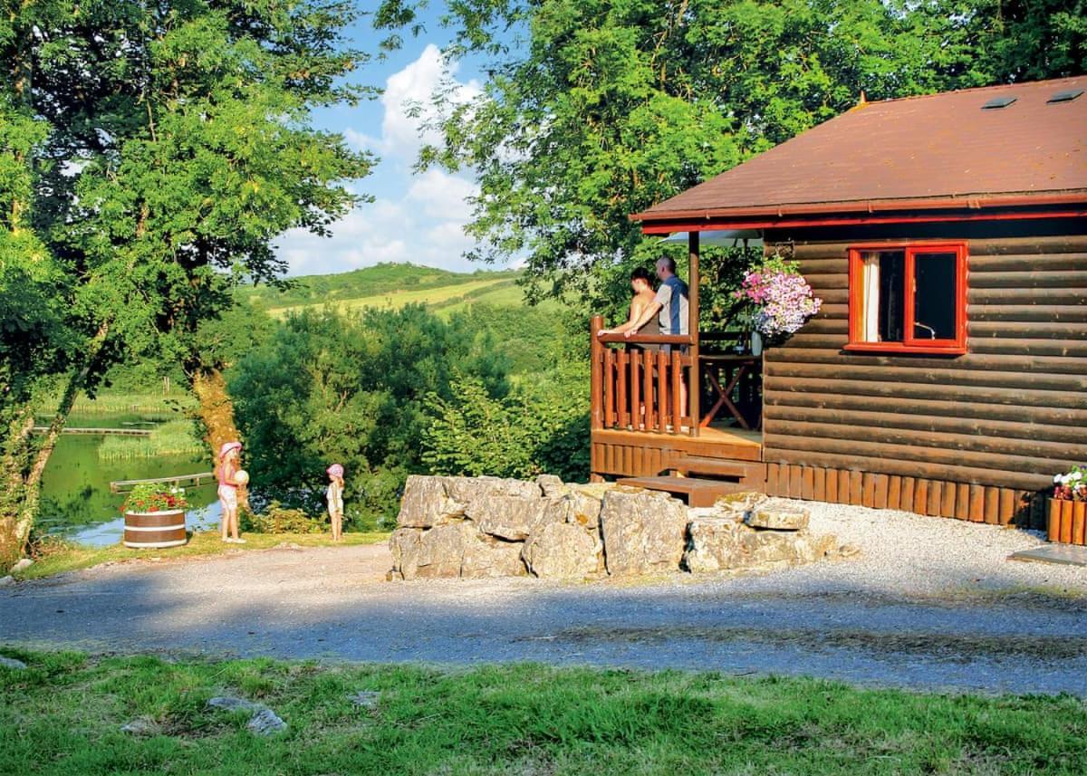 Garnffrwd Park Hotell Llanddarog Exteriör bild